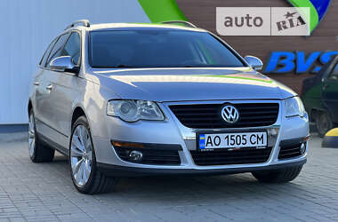 Універсал Volkswagen Passat 2010 в Ужгороді