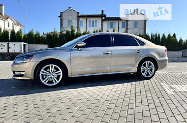 Седан Volkswagen Passat 2014 в Киеве