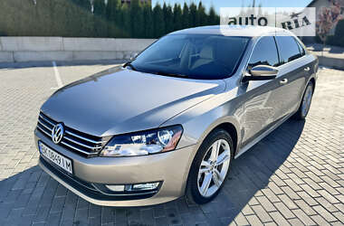 Седан Volkswagen Passat 2014 в Киеве