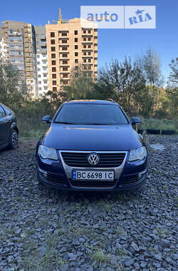 Універсал Volkswagen Passat 2010 в Червонограді