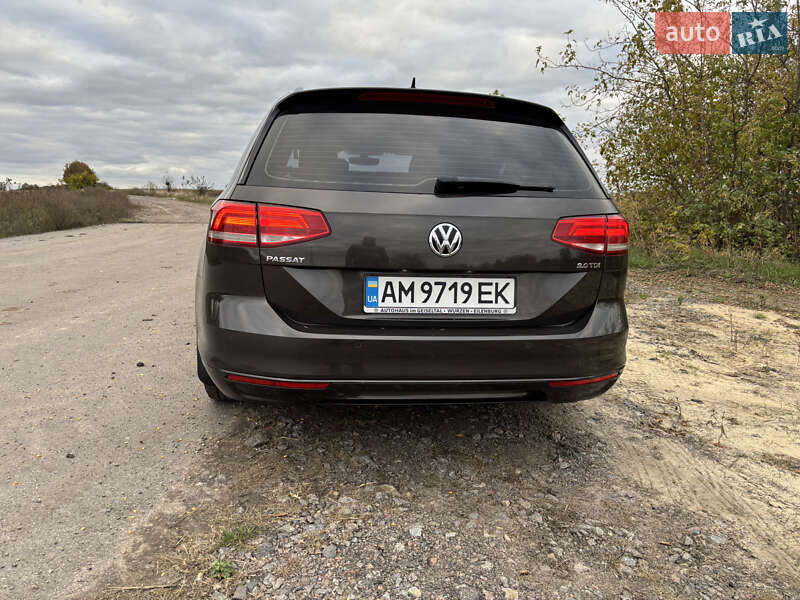 Универсал Volkswagen Passat 2017 в Житомире