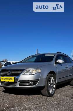 Універсал Volkswagen Passat 2010 в Ужгороді