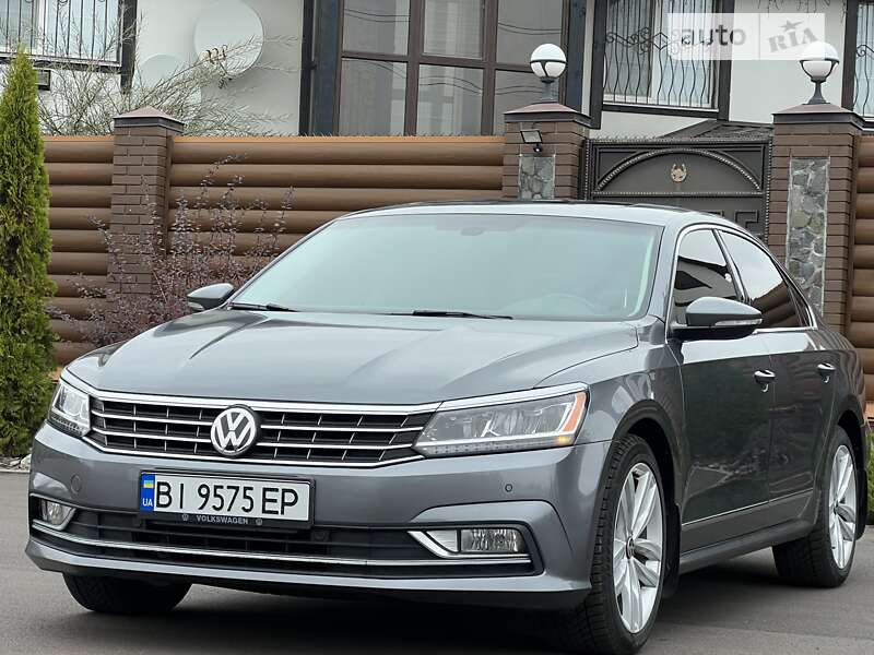 Седан Volkswagen Passat 2016 в Києві