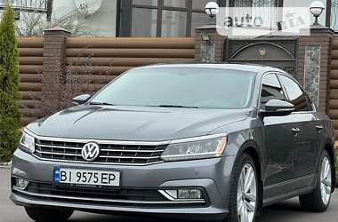 Седан Volkswagen Passat 2016 в Києві