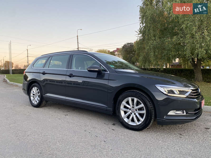 Універсал Volkswagen Passat 2017 в Тернополі