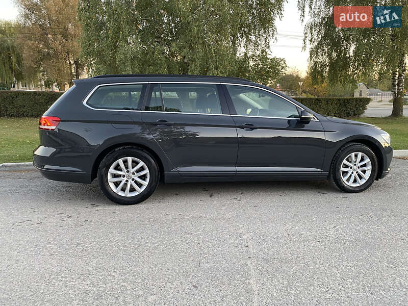Універсал Volkswagen Passat 2017 в Тернополі