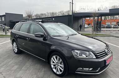 Універсал Volkswagen Passat 2014 в Луцьку