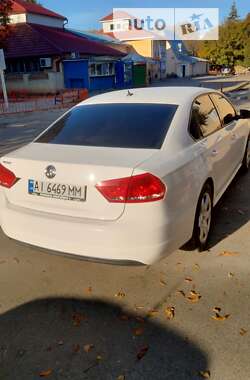 Седан Volkswagen Passat 2012 в Броварах