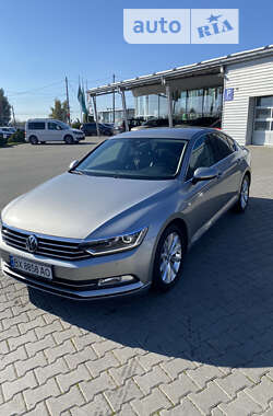 Седан Volkswagen Passat 2016 в Хмельницькому