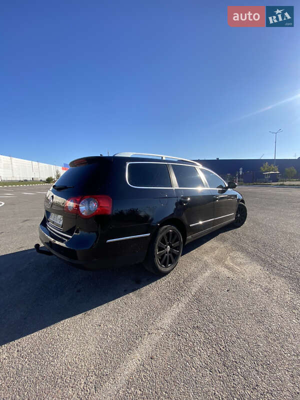 Універсал Volkswagen Passat 2008 в Рівному