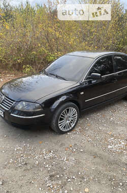 Седан Volkswagen Passat 2002 в Харкові