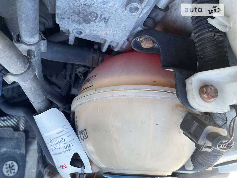 Седан Volkswagen Passat 2011 в Києві