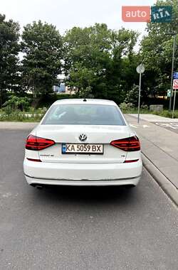 Седан Volkswagen Passat 2016 в 