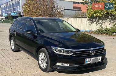 Універсал Volkswagen Passat 2015 в Ужгороді