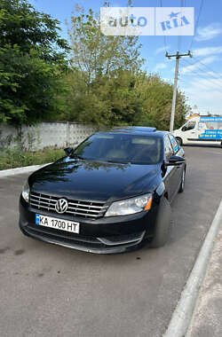 Седан Volkswagen Passat 2011 в Борисполе