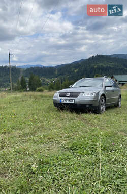 Універсал Volkswagen Passat 2003 в 