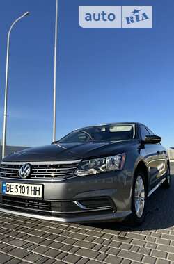 Седан Volkswagen Passat 2018 в Миколаєві