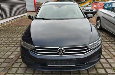 Универсал Volkswagen Passat 2021 в Киеве