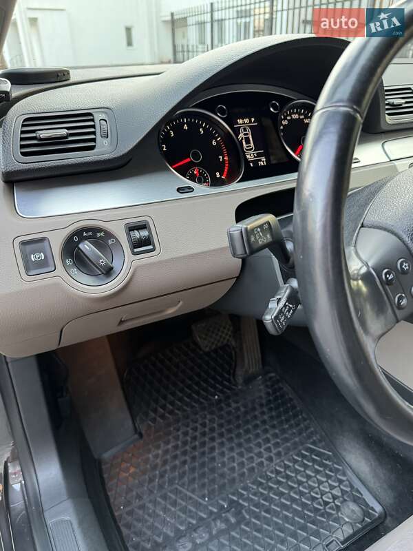 Универсал Volkswagen Passat 2009 в Ахтырке