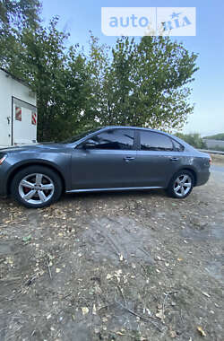 Седан Volkswagen Passat 2012 в Запорожье