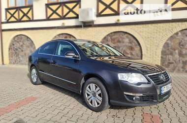 Седан Volkswagen Passat 2007 в Івано-Франківську