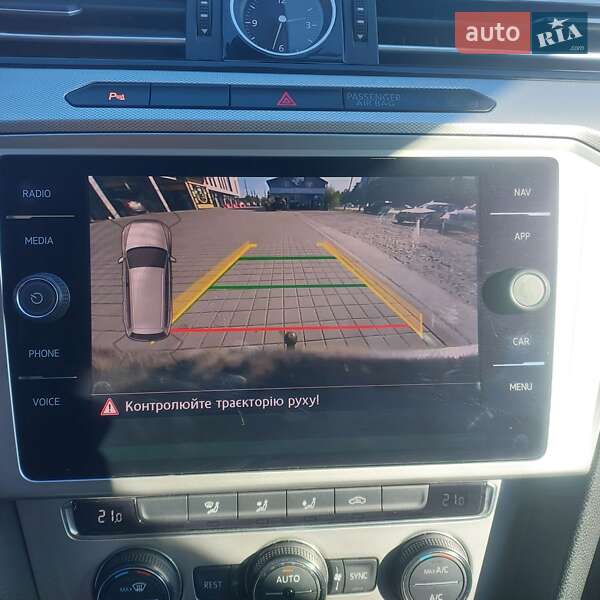 Универсал Volkswagen Passat 2017 в Львове