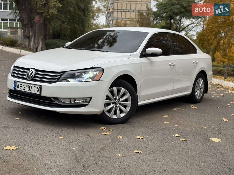 Седан Volkswagen Passat 2013 в Кривом Роге