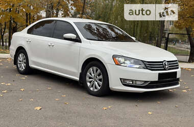 Седан Volkswagen Passat 2013 в Кривом Роге