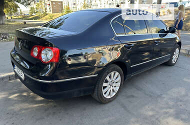 Седан Volkswagen Passat 2008 в Києві