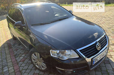 Універсал Volkswagen Passat 2009 в Нововолинську