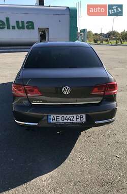 Седан Volkswagen Passat 2012 в Павлограде