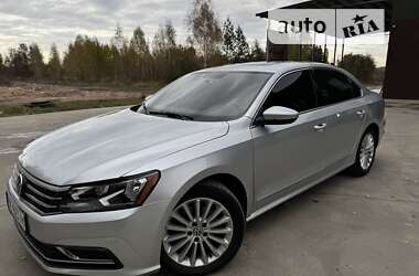 Седан Volkswagen Passat 2016 в Славуте