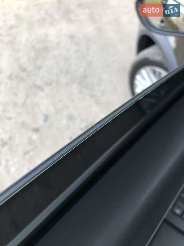 Універсал Volkswagen Passat 2014 в Харкові