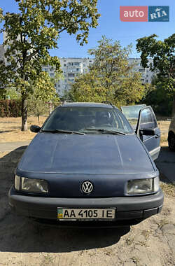 Универсал Volkswagen Passat 1992 в Киеве