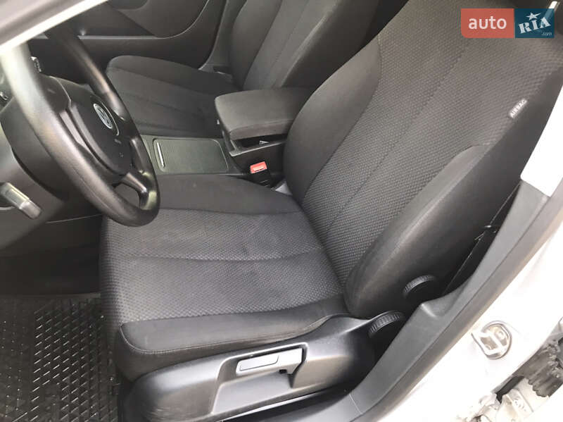 Універсал Volkswagen Passat 2008 в Луцьку