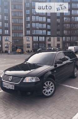 Універсал Volkswagen Passat 2003 в Любарі