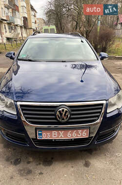 Универсал Volkswagen Passat 2008 в Покровске