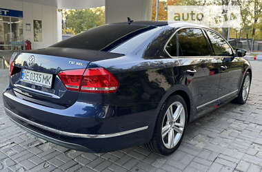 Седан Volkswagen Passat 2013 в Днепре