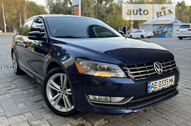 Седан Volkswagen Passat 2013 в Днепре