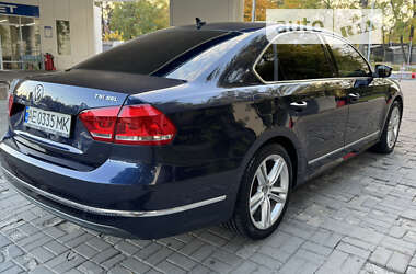 Седан Volkswagen Passat 2013 в Днепре