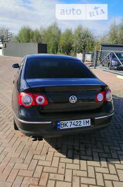 Седан Volkswagen Passat 2007 в Ровно