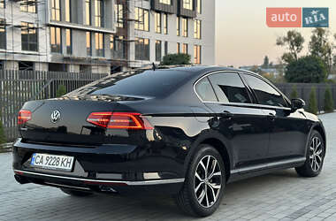 Седан Volkswagen Passat 2019 в Умани