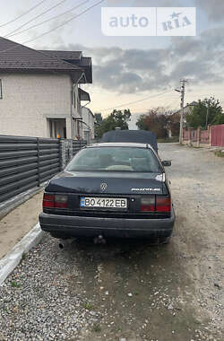 Седан Volkswagen Passat 1993 в Чорткові