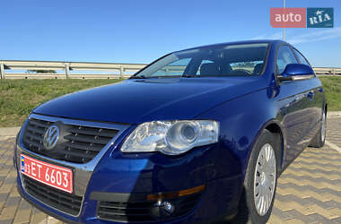 Седан Volkswagen Passat 2006 в Рівному