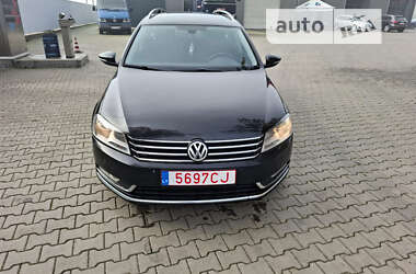 Универсал Volkswagen Passat 2012 в Боянах