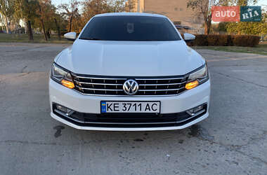 Седан Volkswagen Passat 2017 в Кривом Роге