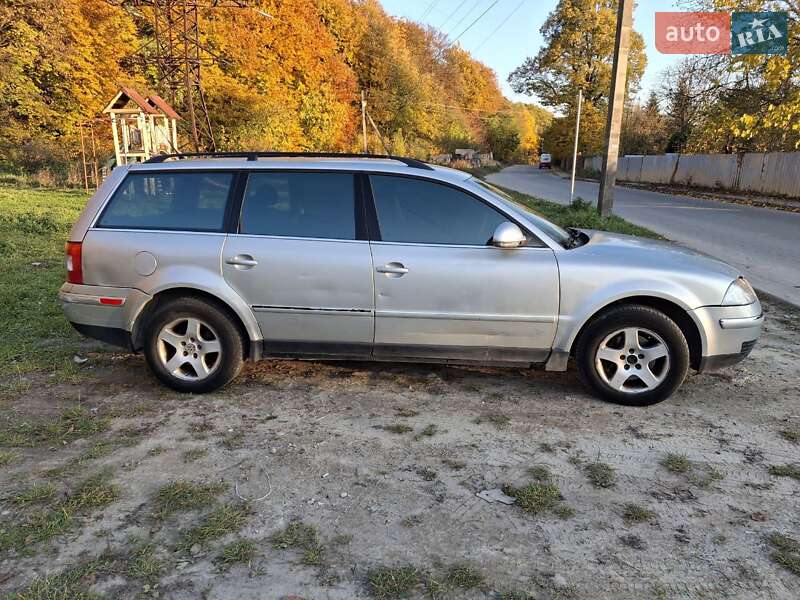 Універсал Volkswagen Passat 2004 в Львові