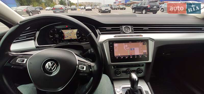 Універсал Volkswagen Passat 2019 в Кропивницькому