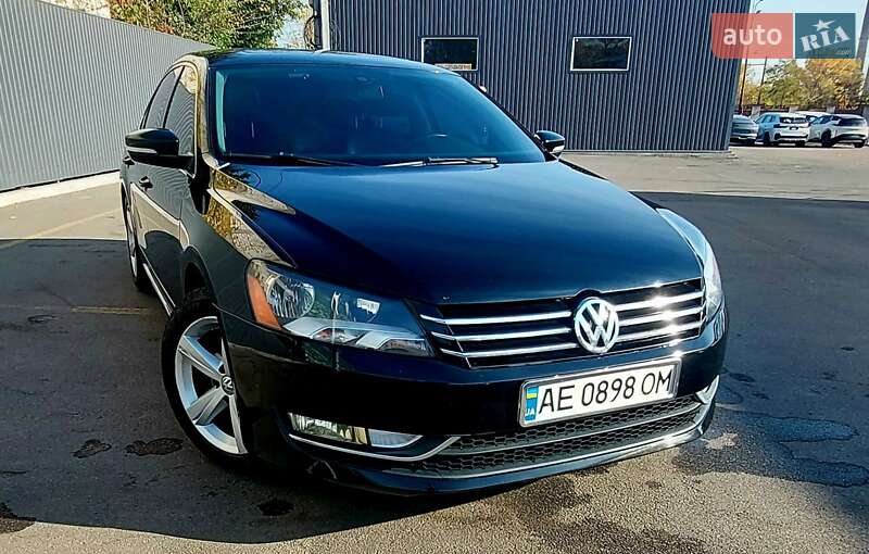Седан Volkswagen Passat 2015 в Дніпрі