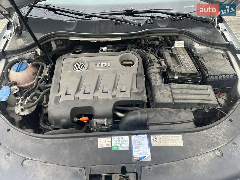 Универсал Volkswagen Passat 2012 в Самборе